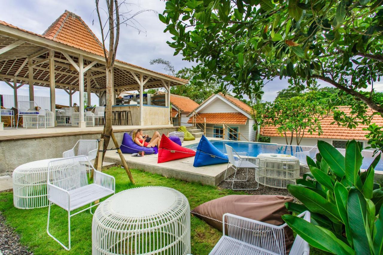Angels Boutique Hostel Canggu Exteriör bild