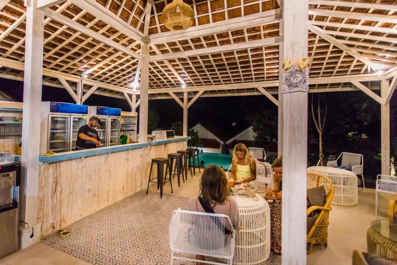 Angels Boutique Hostel Canggu Exteriör bild